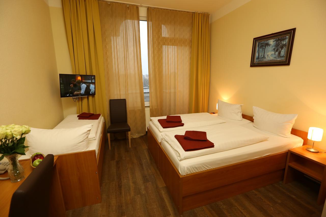 Hotel Ai Koenigshof Берлин Экстерьер фото