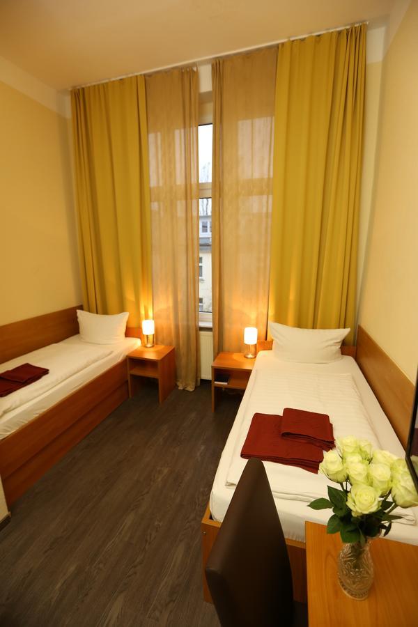 Hotel Ai Koenigshof Берлин Экстерьер фото